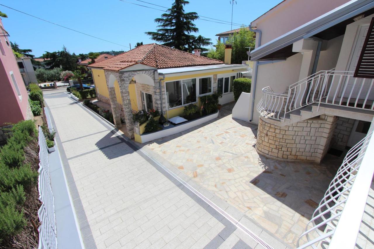 Apartments Knezovic Rovinj Exterior foto