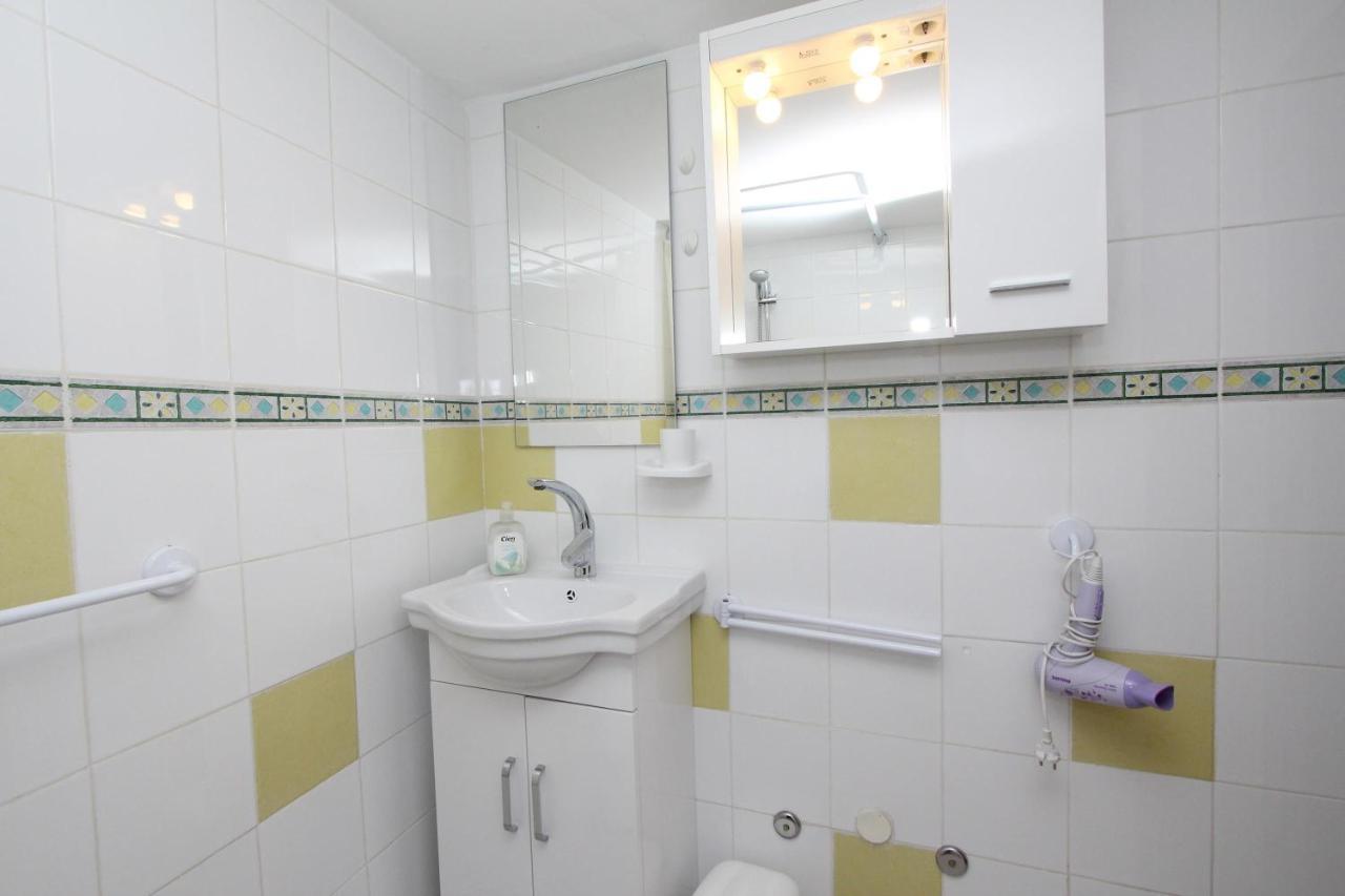 Apartments Knezovic Rovinj Exterior foto