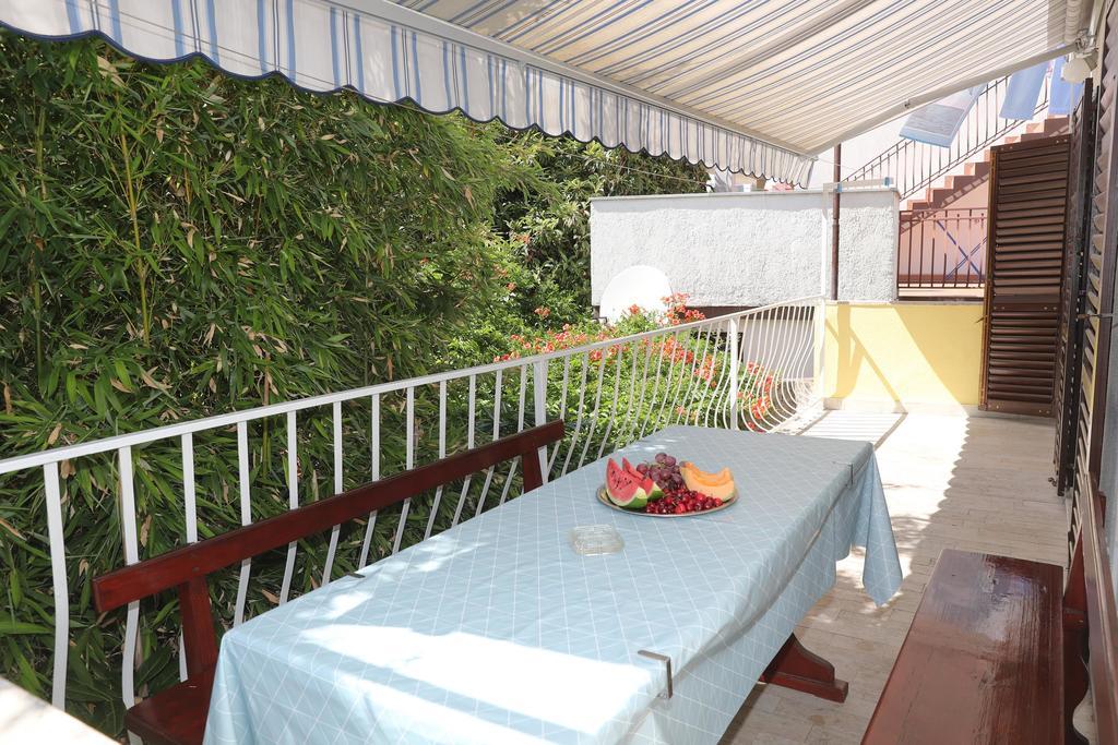 Apartments Knezovic Rovinj Exterior foto