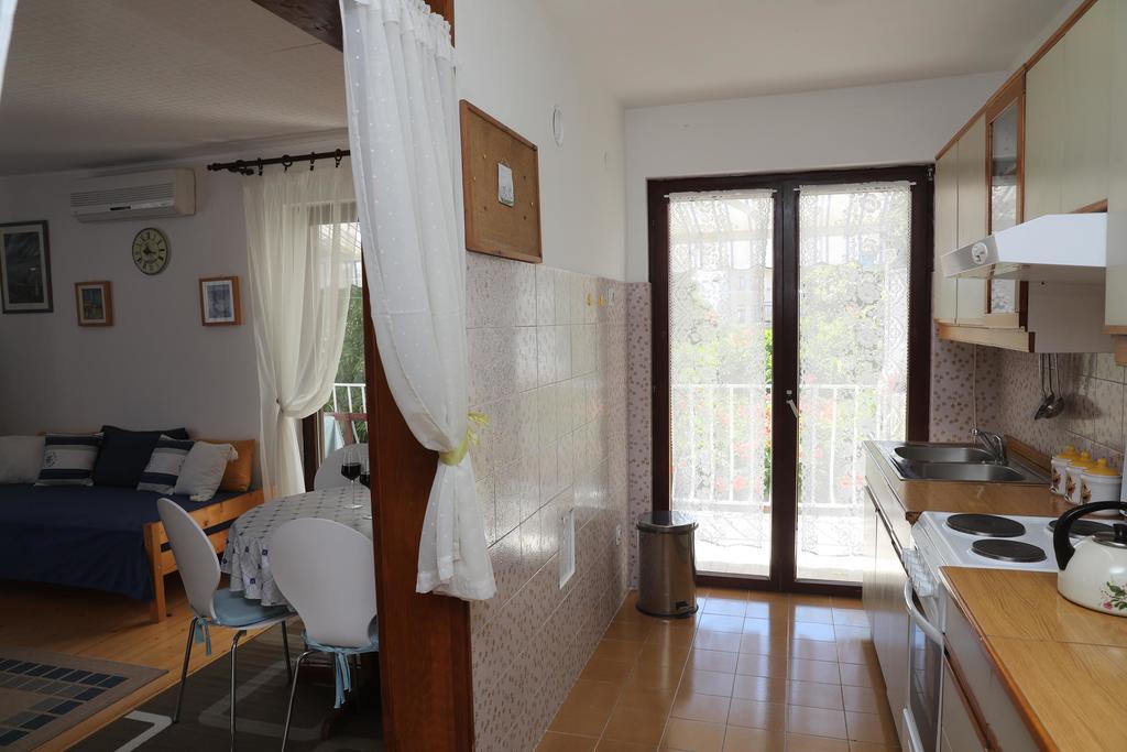 Apartments Knezovic Rovinj Exterior foto
